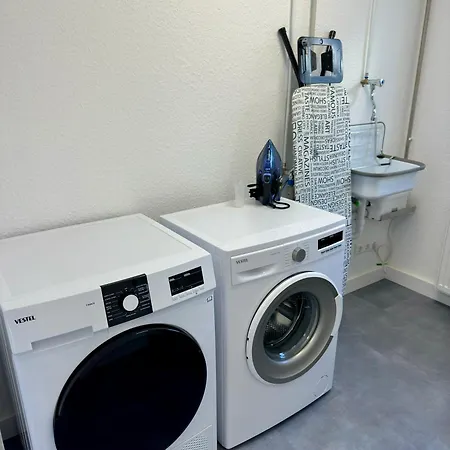 Renovierte & Voll Moeblierte Fuer 7 Personen Apartament Minden (North Rhine-Westphalia)