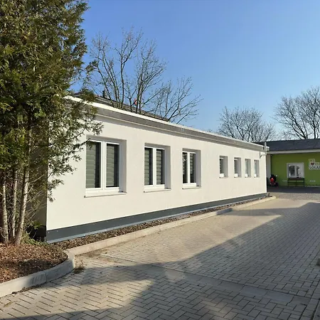 Renovierte & Voll Moeblierte Fuer 7 Personen