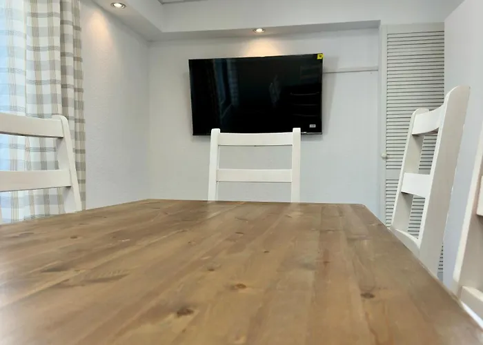 Rg Living - Near & Free Parking Appartement *